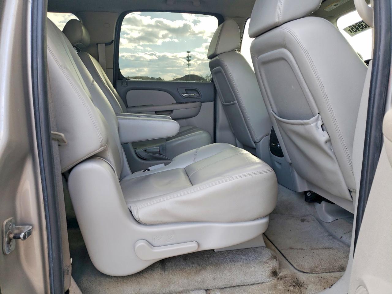 2007 CHEVROLET SUBURBAN K1500 photo 21