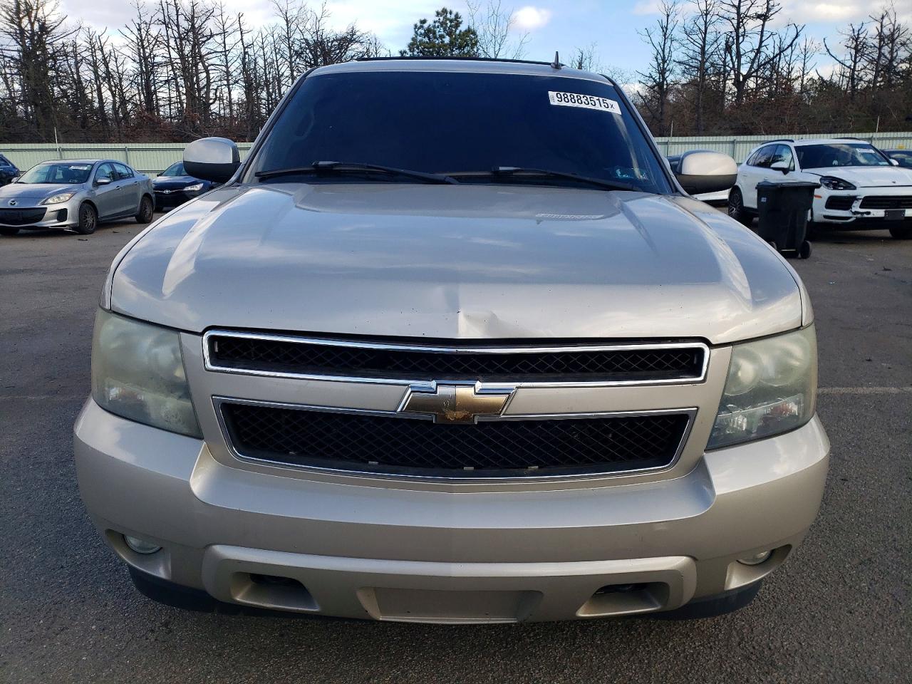 2007 CHEVROLET SUBURBAN K1500 photo 9