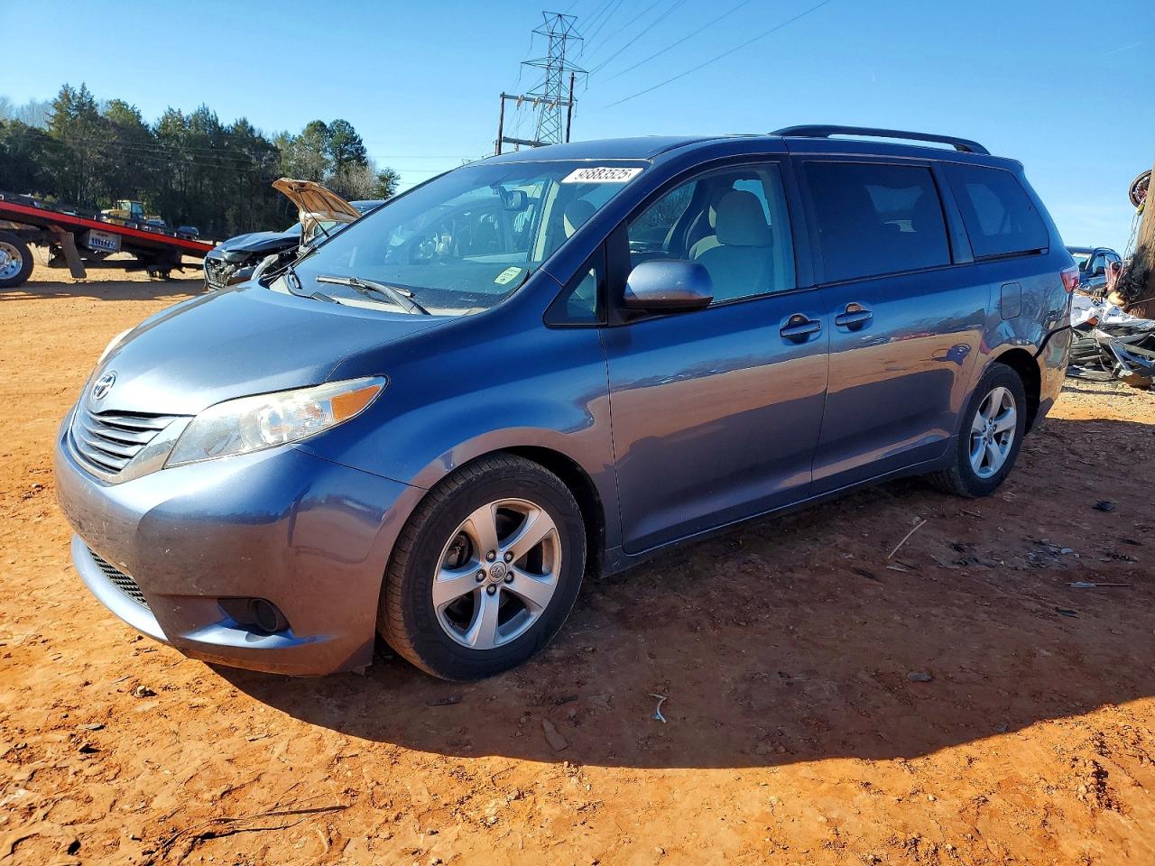 2015 TOYOTA SIENNA