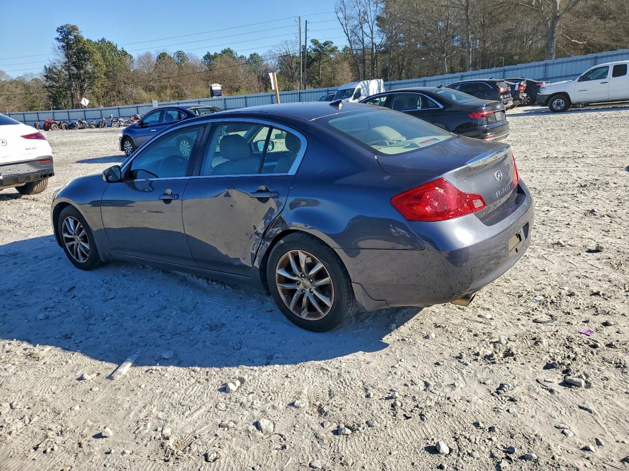 2009 INFINITI G37 BASE photo 4