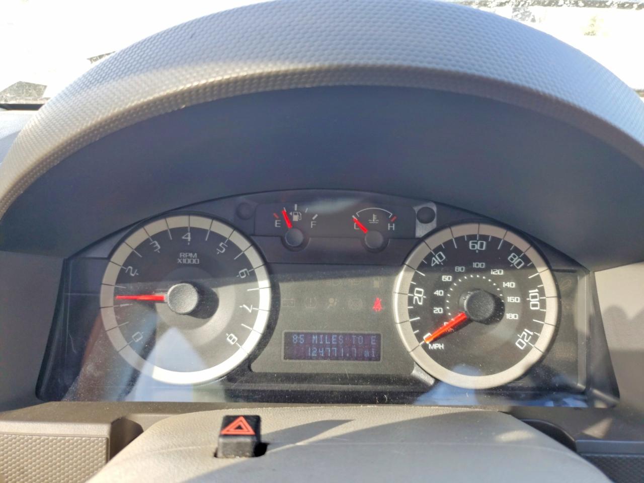 2010 FORD ESCAPE XLT photo 33