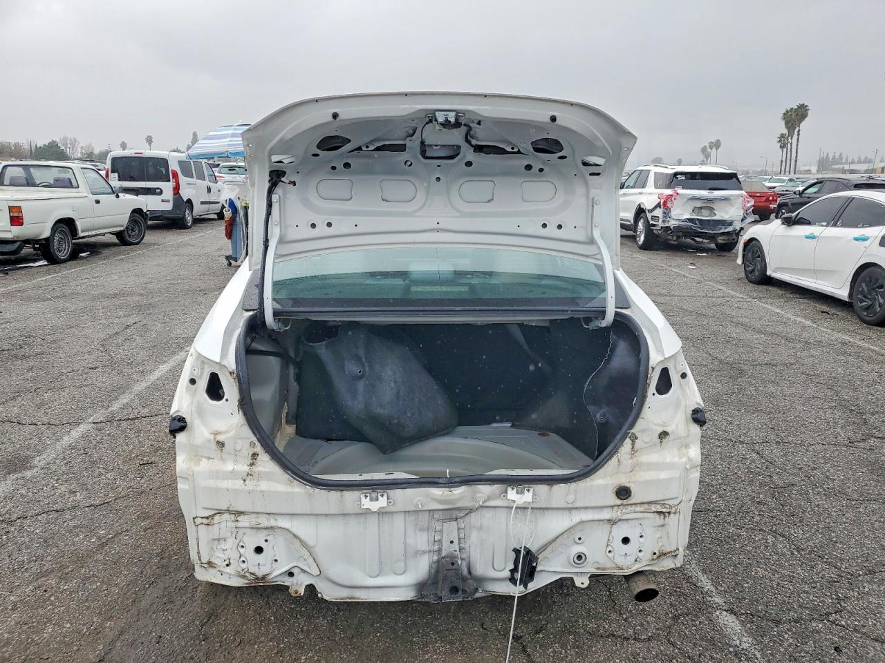 2015 TOYOTA COROLLA L photo 6