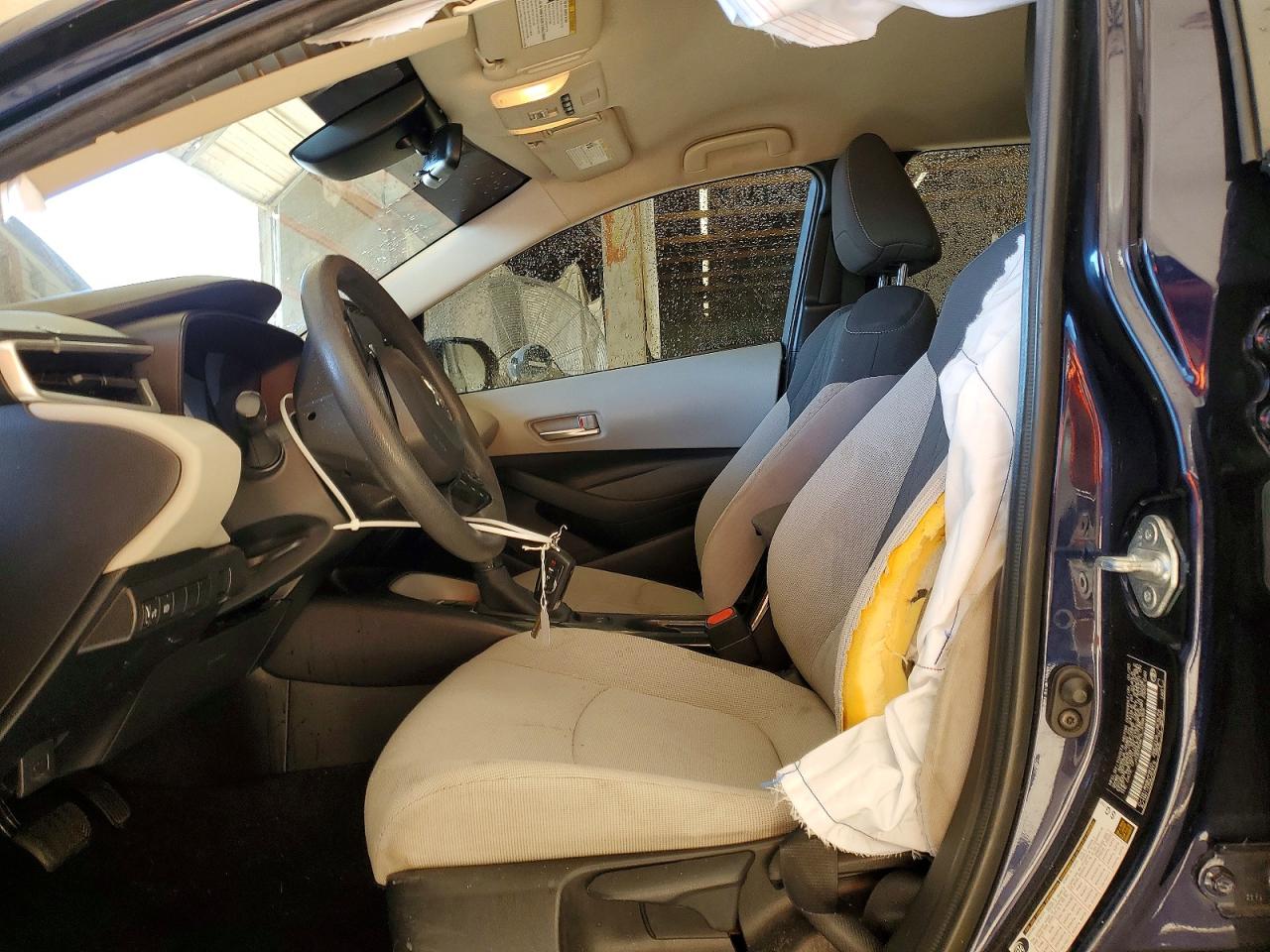 2020 TOYOTA COROLLA LE photo 7
