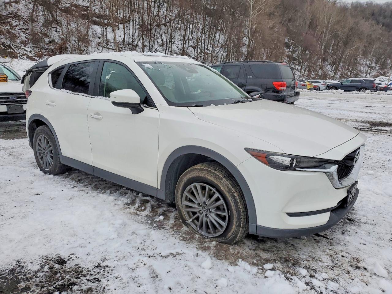 2017 MAZDA CX-5 TOURING photo 4