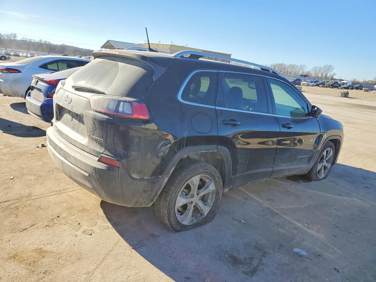 2019 JEEP CHEROKEE LIMITED photo 3