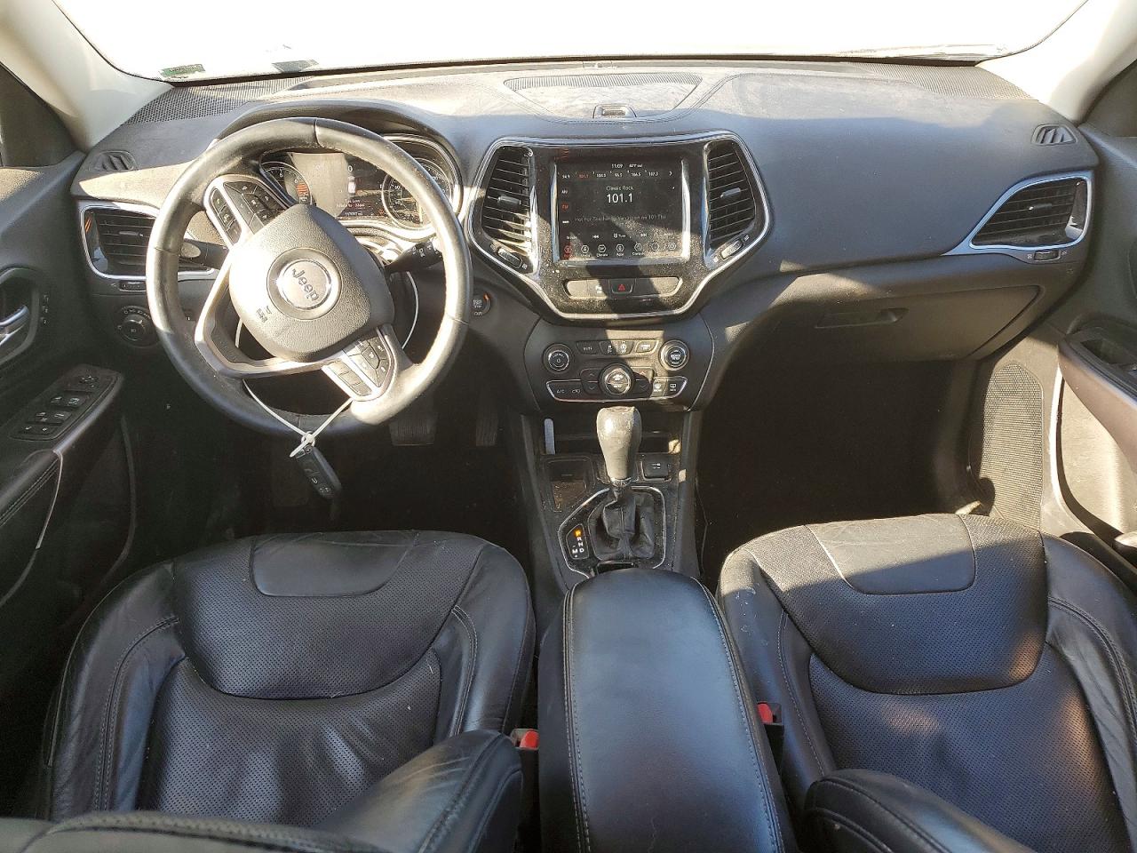 2019 JEEP CHEROKEE LIMITED photo 8