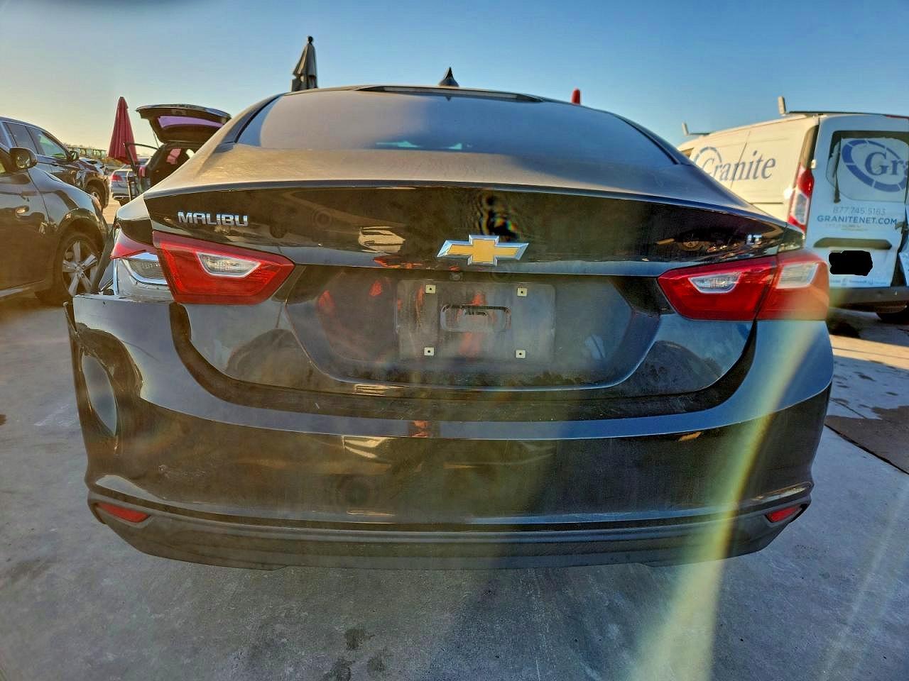 2017 CHEVROLET MALIBU LT photo 6