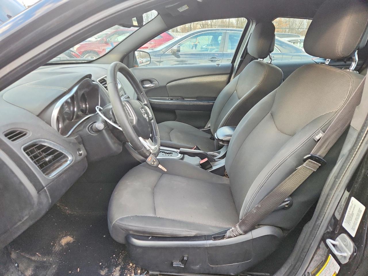 2012 DODGE AVENGER SXT photo 7