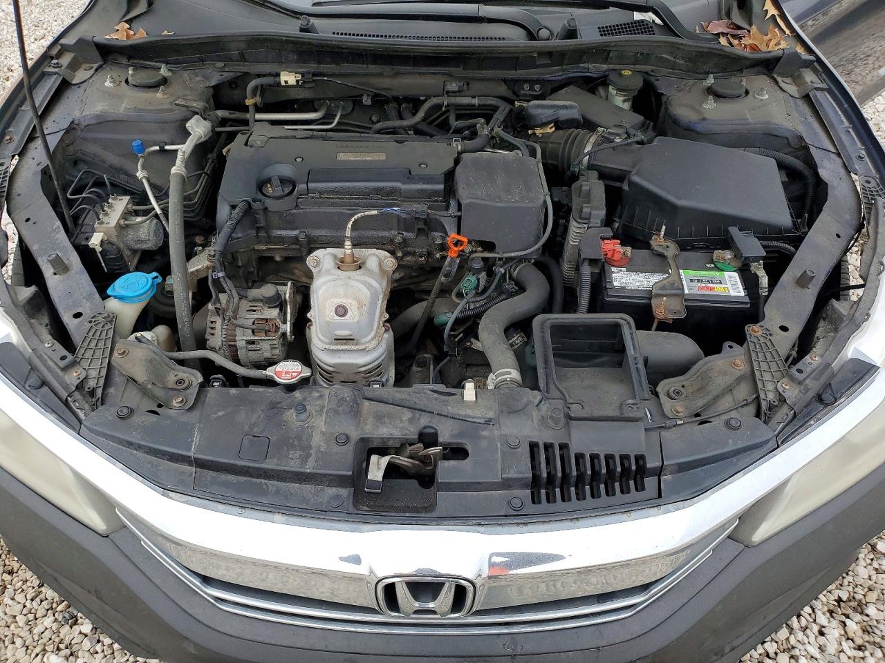2017 HONDA ACCORD LX photo 11