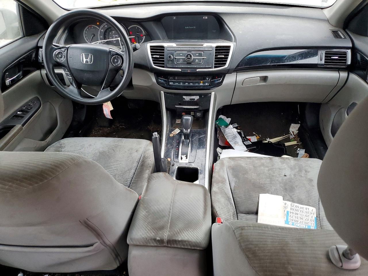 2017 HONDA ACCORD LX photo 8