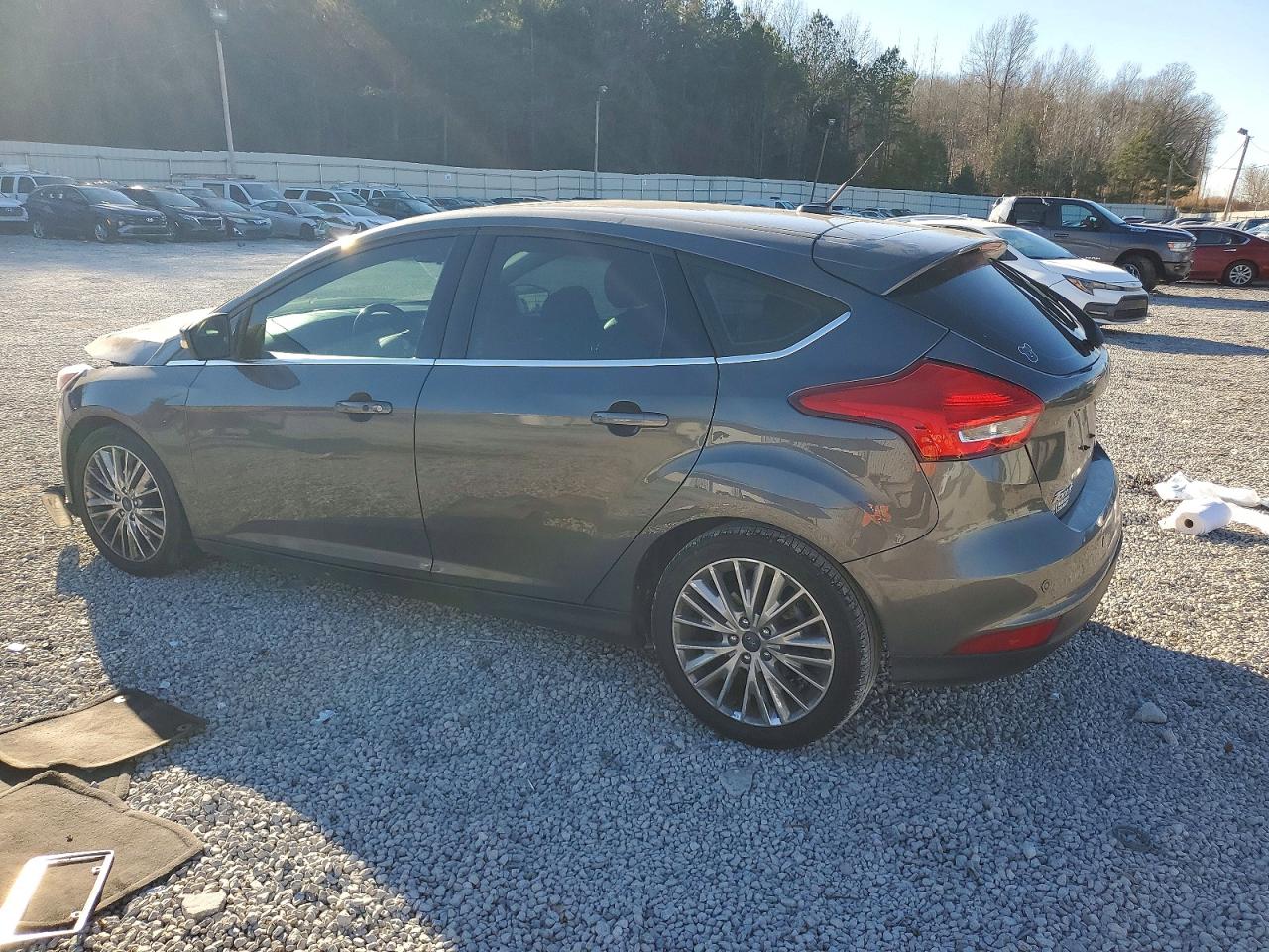 2017 FORD FOCUS TITANIUM photo 2