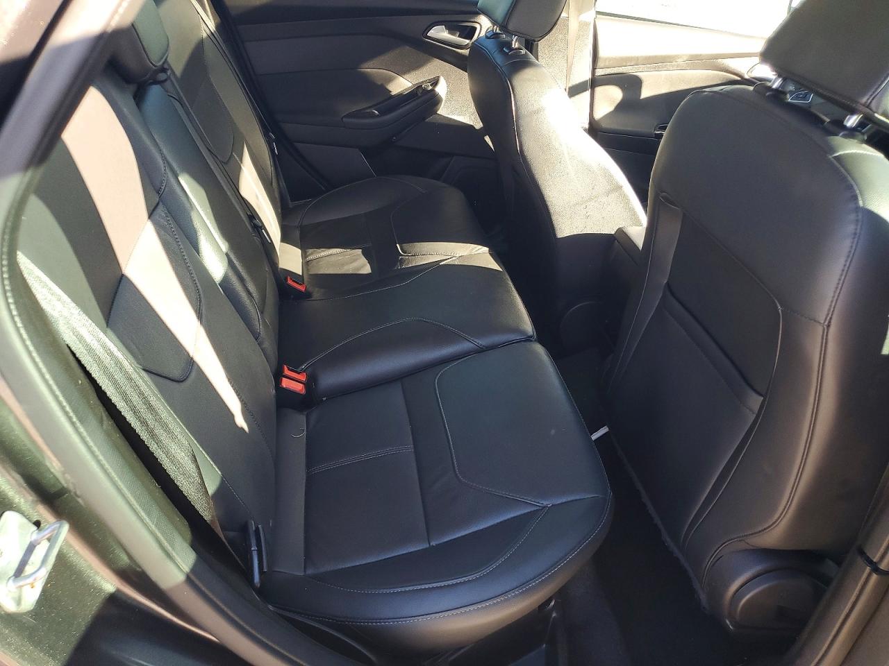2017 FORD FOCUS TITANIUM photo 10