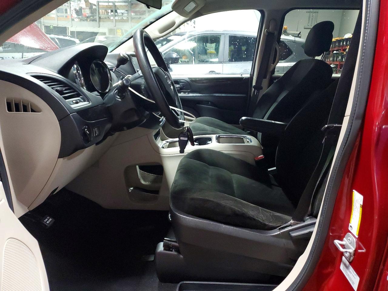 2015 DODGE GRAND CARAVAN SXT photo 13