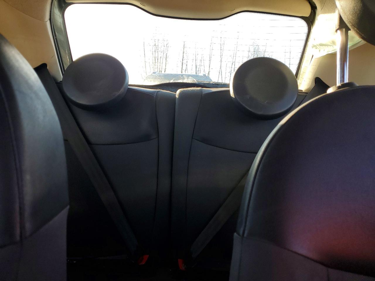 2013 FIAT 500 POP photo 19