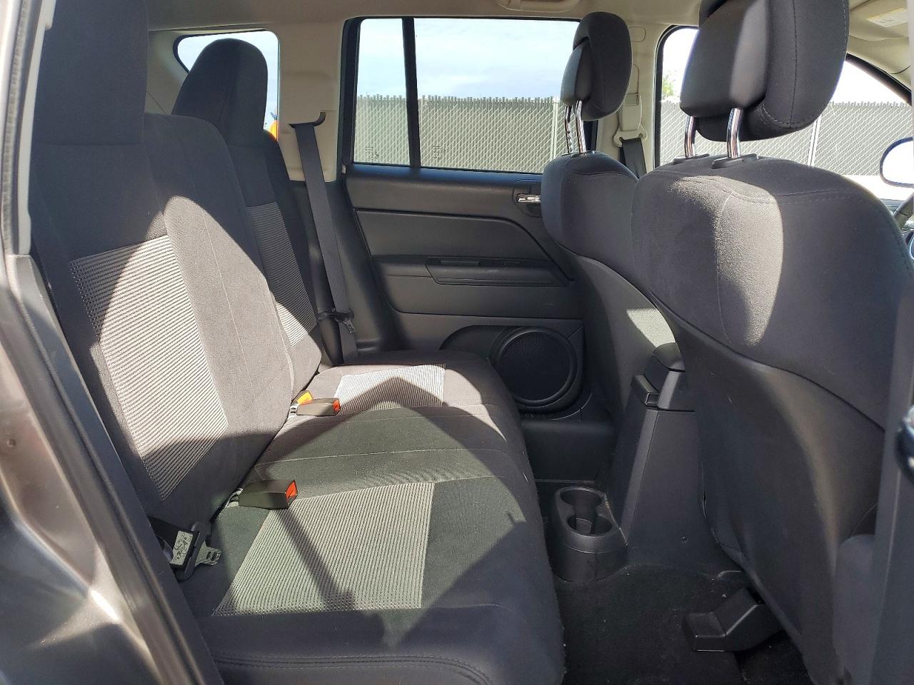 2012 JEEP COMPASS LATITUDE photo 11