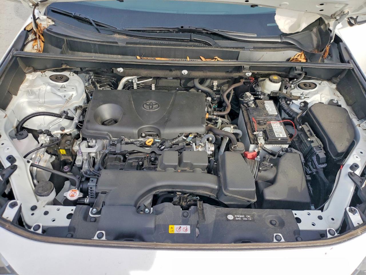 2022 TOYOTA RAV4 XLE photo 12