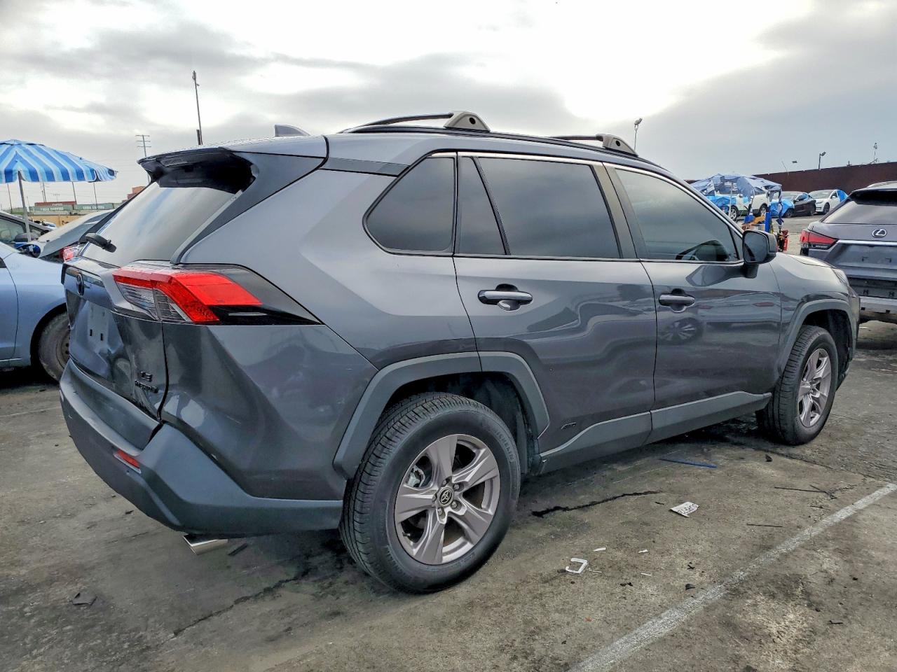 2024 TOYOTA RAV4 LE photo 3