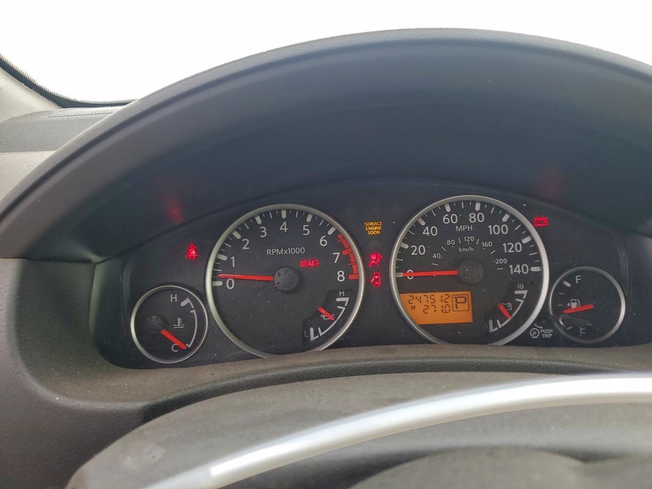 2010 NISSAN PATHFINDER S photo 9