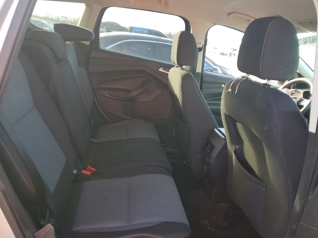 2017 FORD ESCAPE SE photo 11