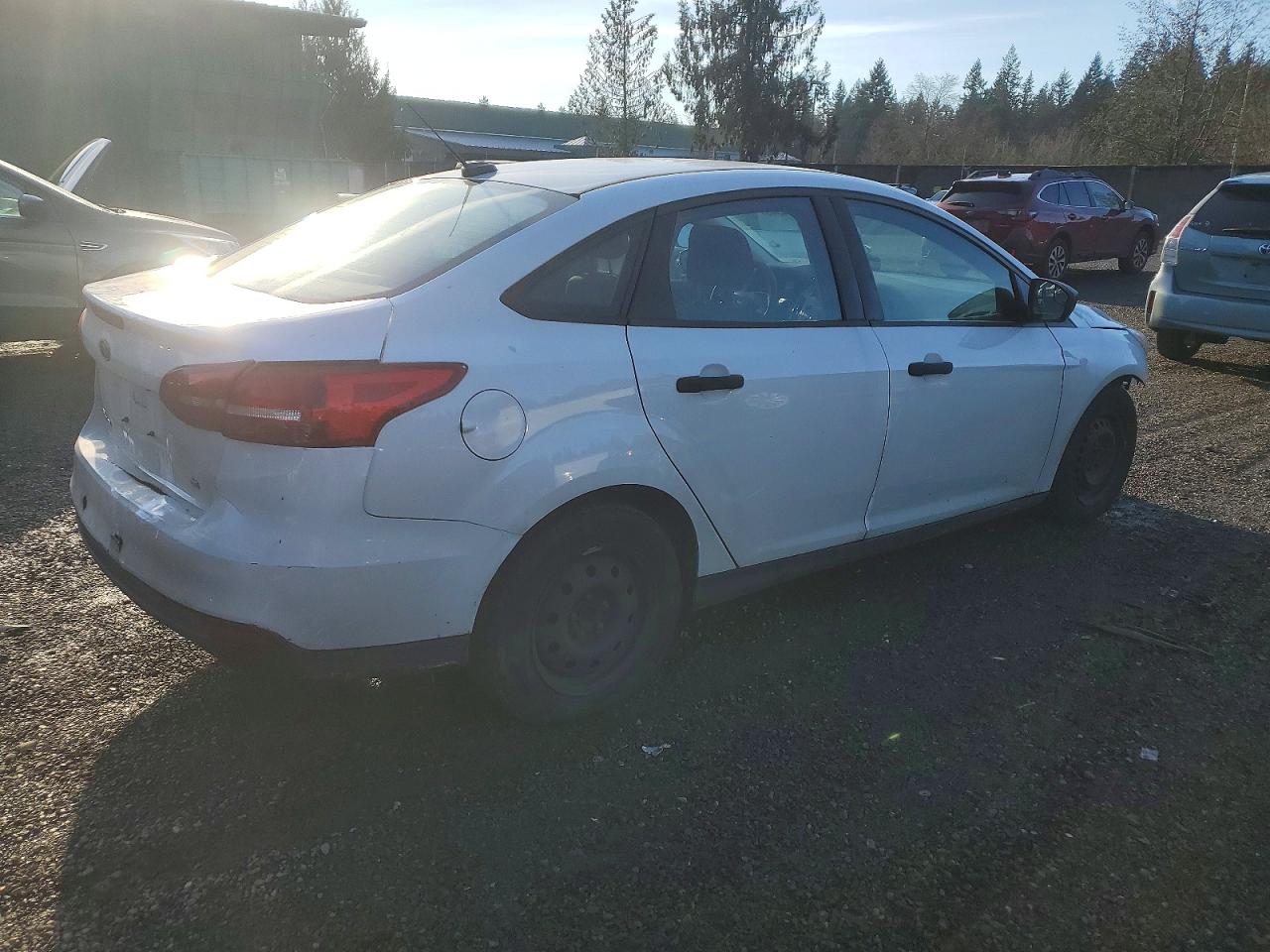 2017 FORD FOCUS S photo 3