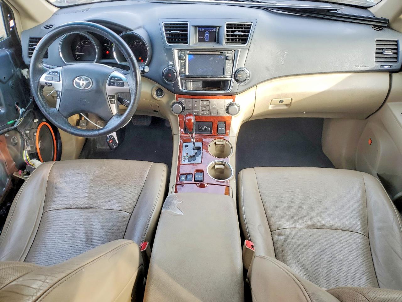 2013 TOYOTA HIGHLANDER LIMITED photo 8