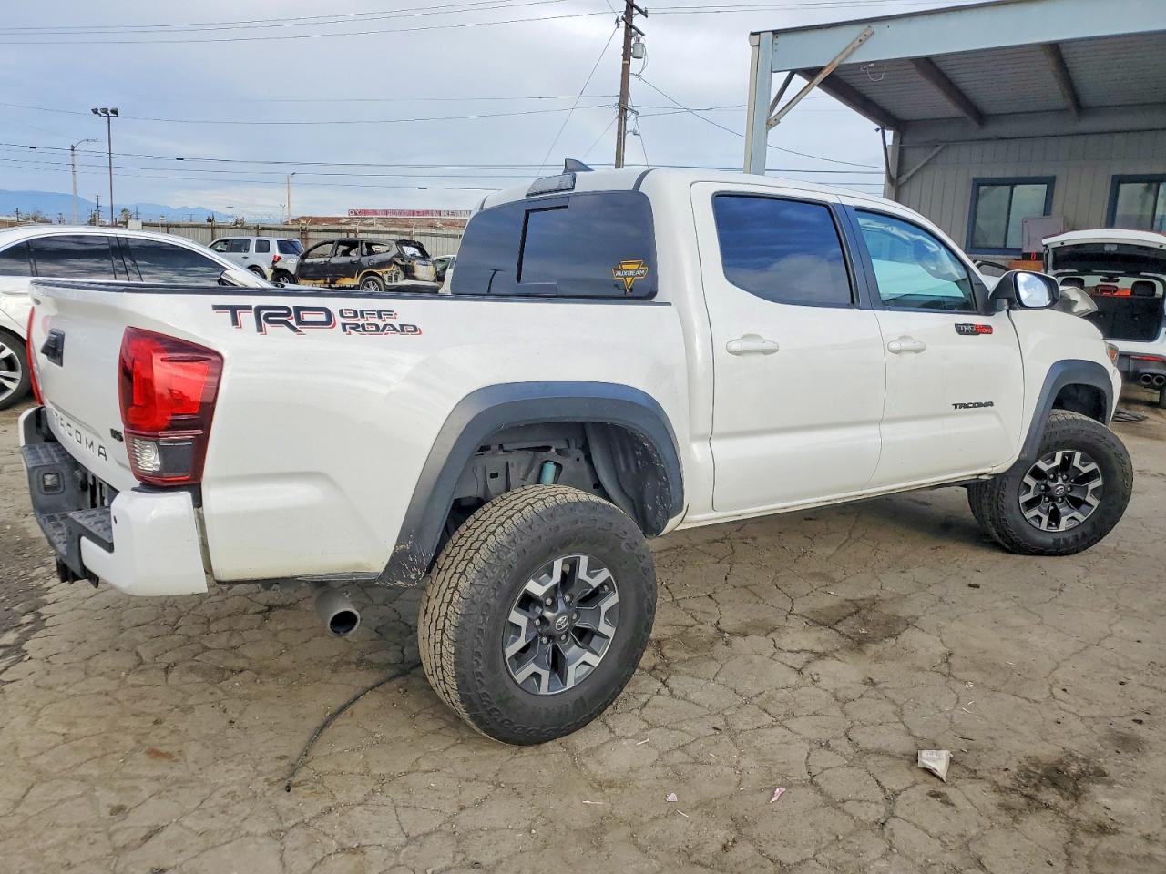 2019 TOYOTA TACOMA DOUBLE CAB photo 7