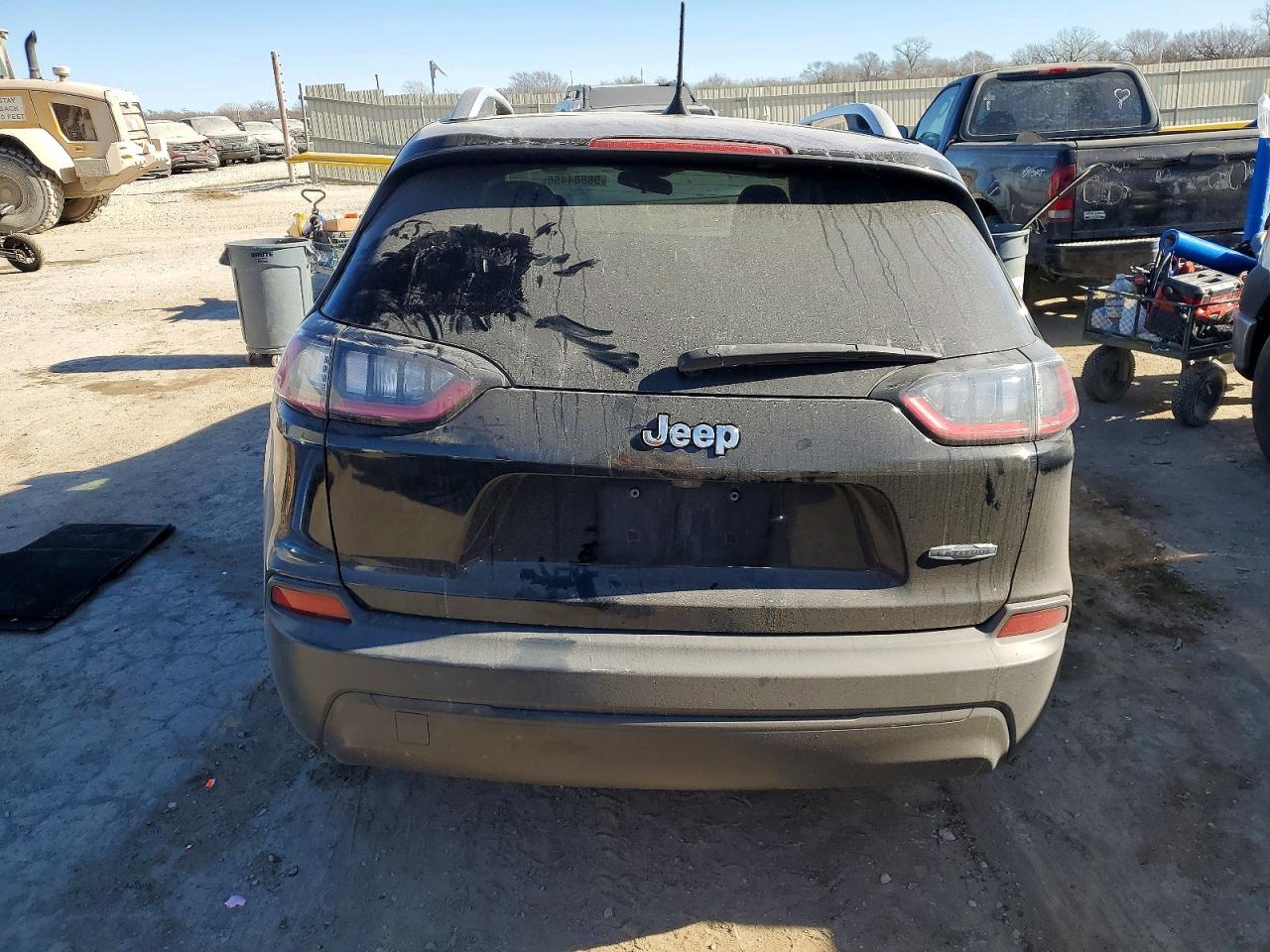2019 JEEP CHEROKEE LATITUDE photo 6