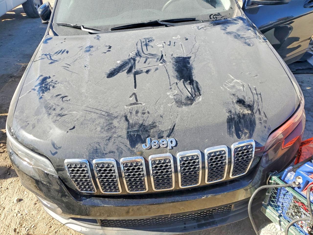 2019 JEEP CHEROKEE LATITUDE photo 11