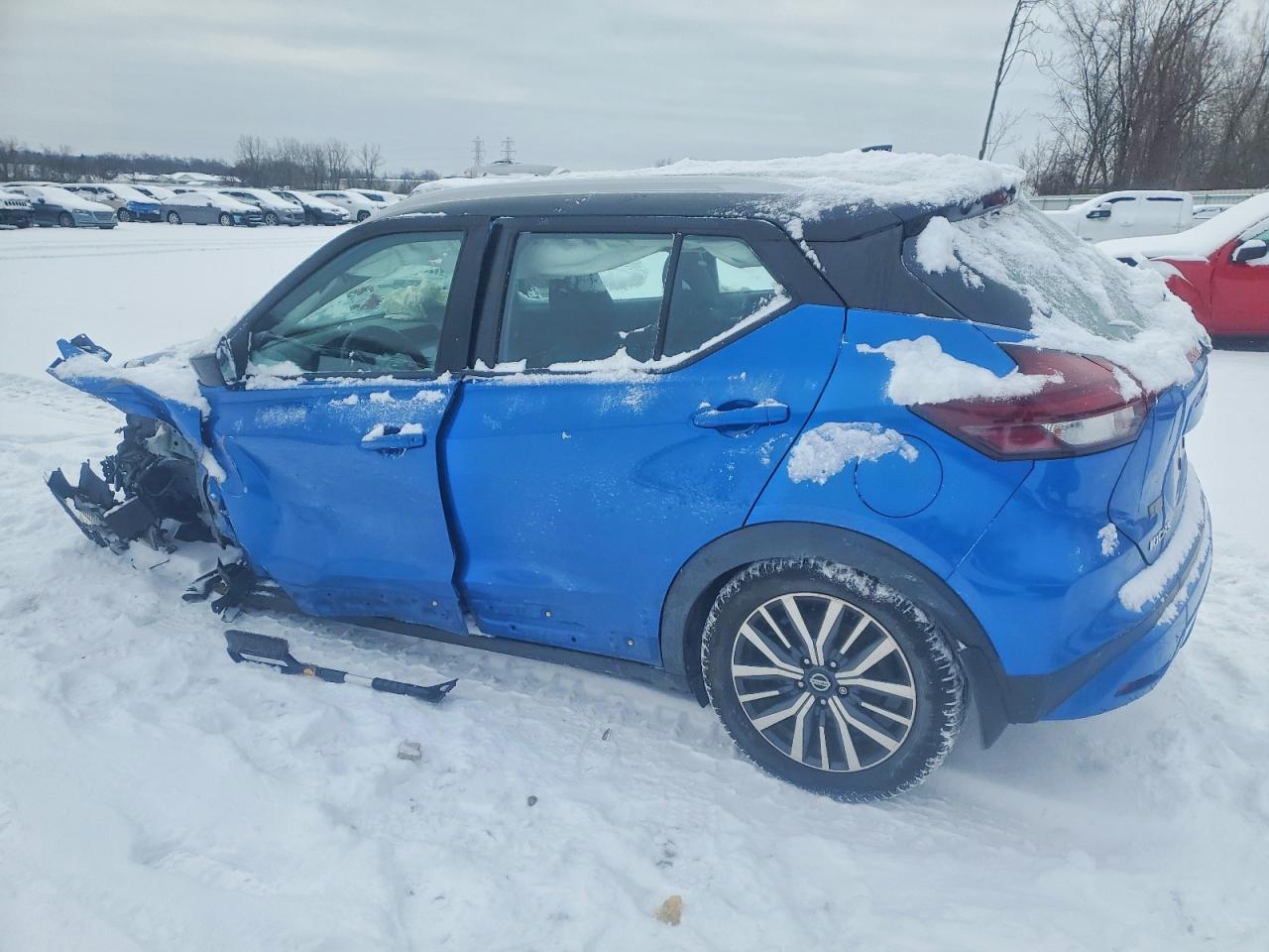 2021 NISSAN KICKS SV photo 2