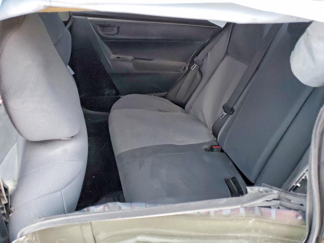 2016 TOYOTA COROLLA L photo 19