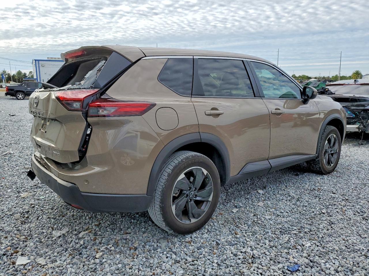 2025 NISSAN ROGUE SV photo 5