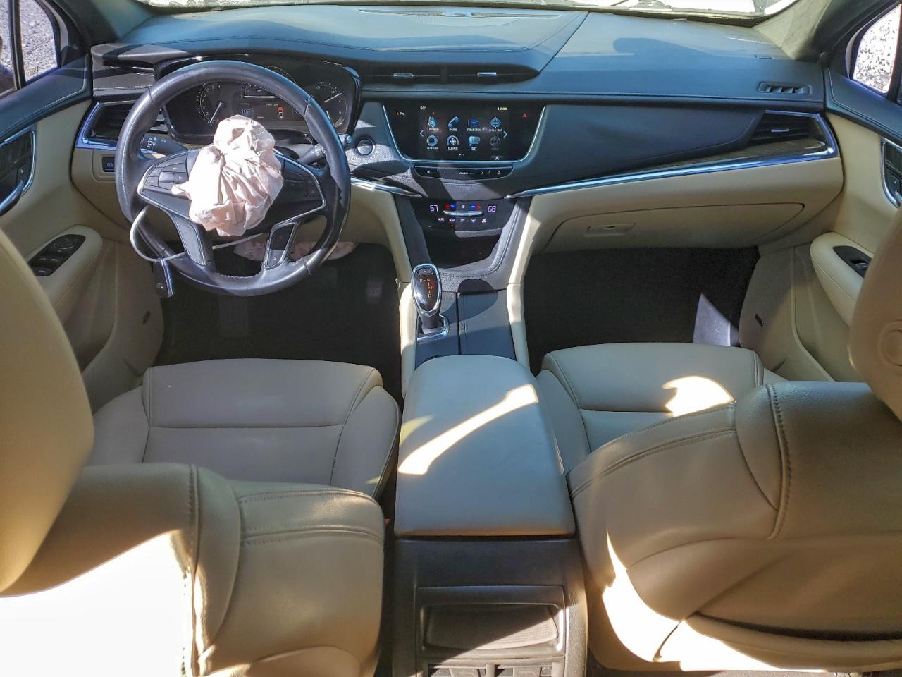 2018 CADILLAC XT5 photo 8