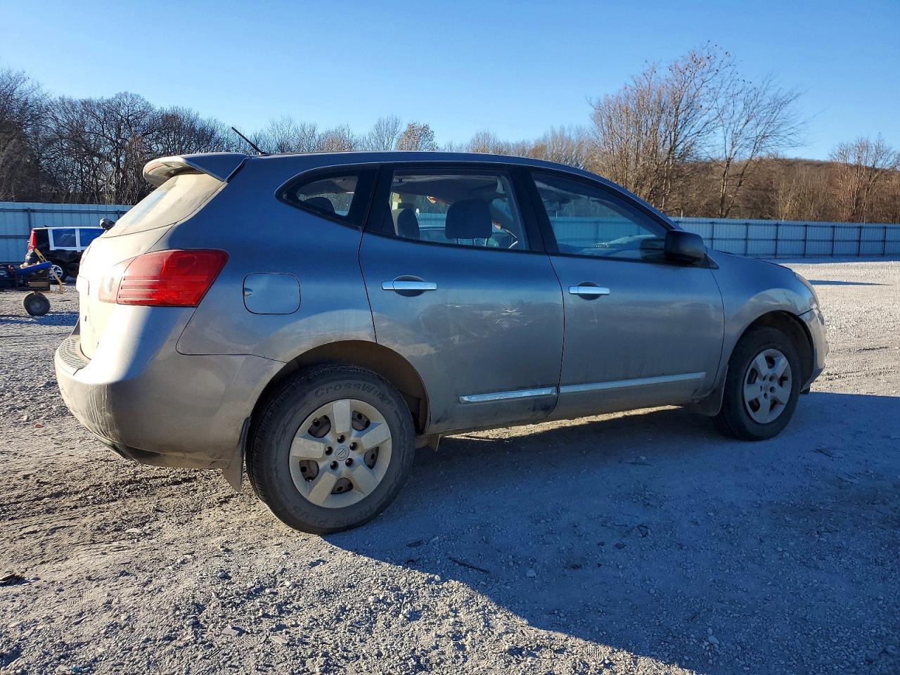 2011 NISSAN ROGUE S photo 5