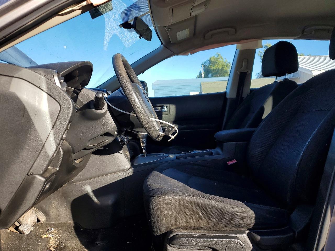2011 NISSAN ROGUE S photo 13