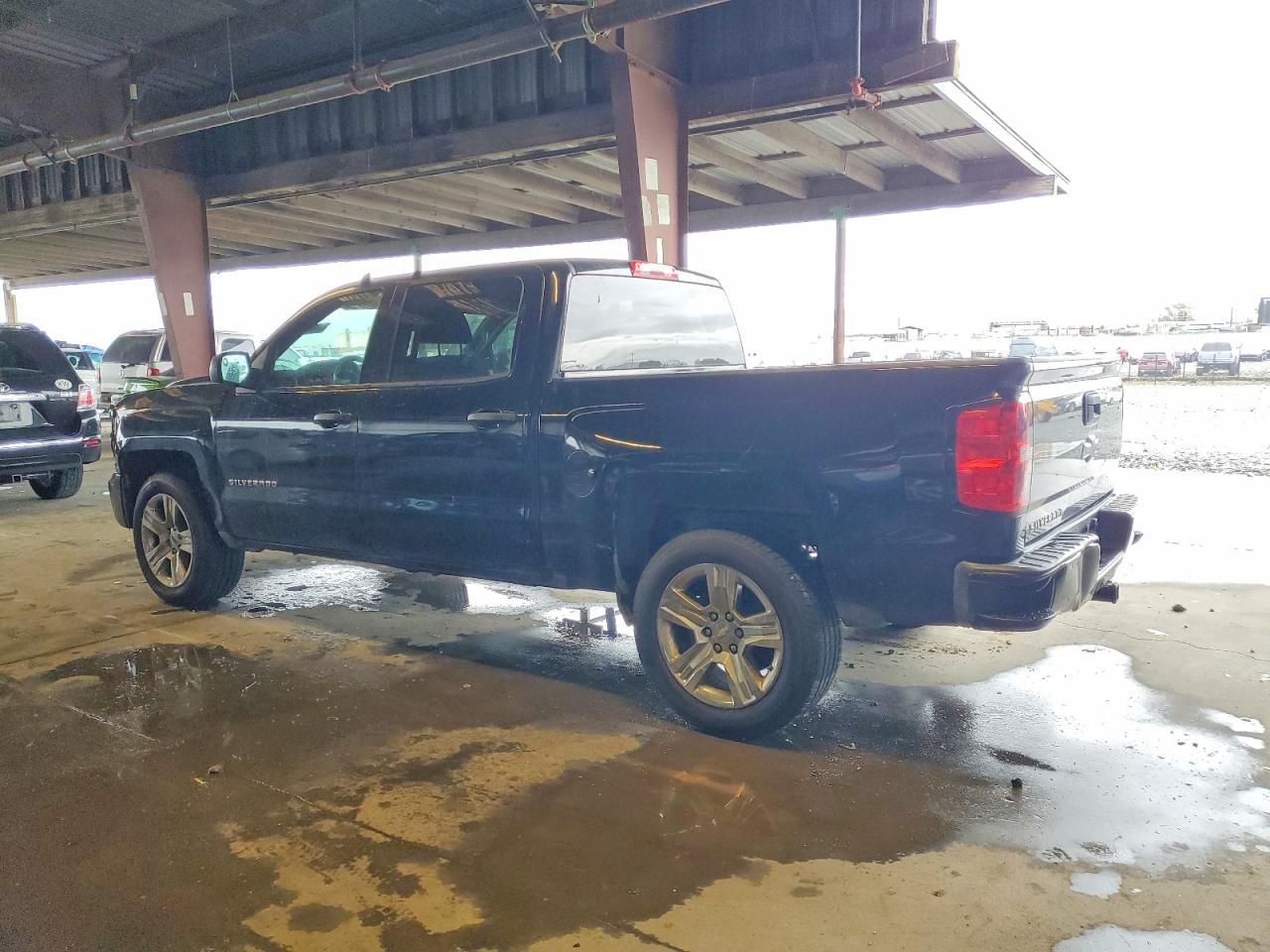 2018 CHEVROLET SILVERADO C1500 CUSTOM photo 2