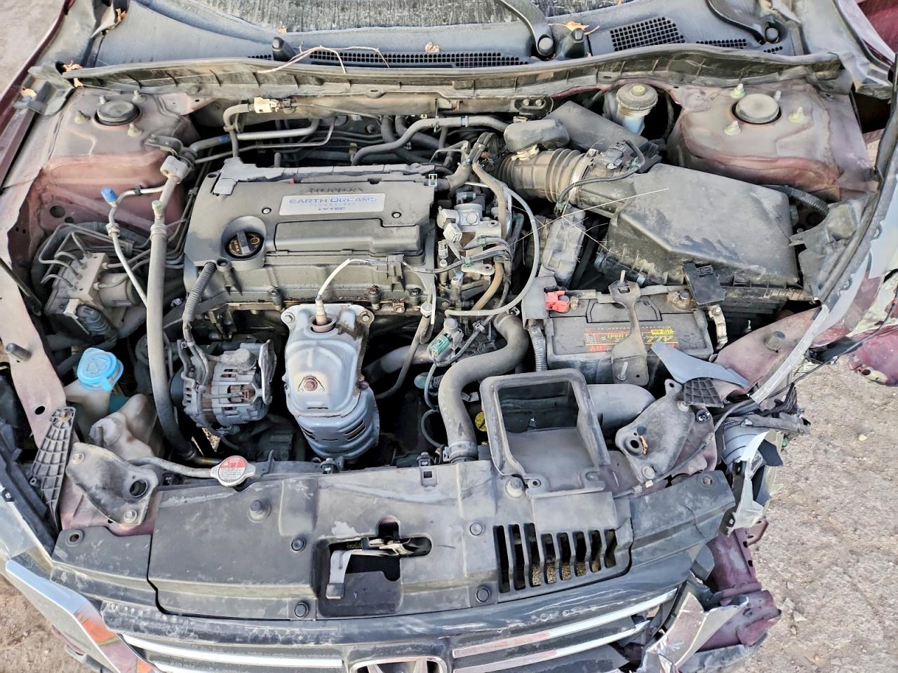 2014 HONDA ACCORD LX photo 21