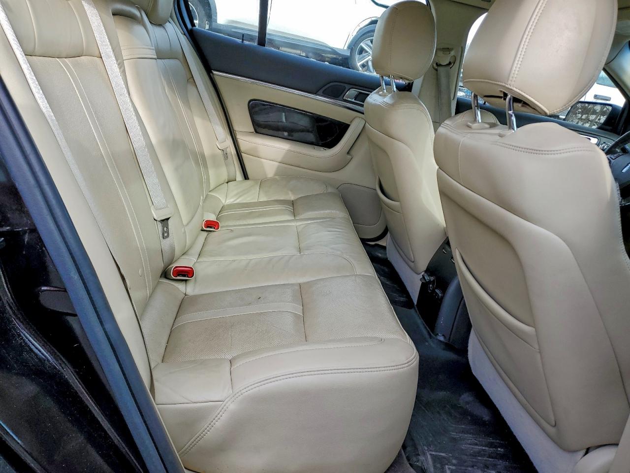 2013 LINCOLN MKS photo 10