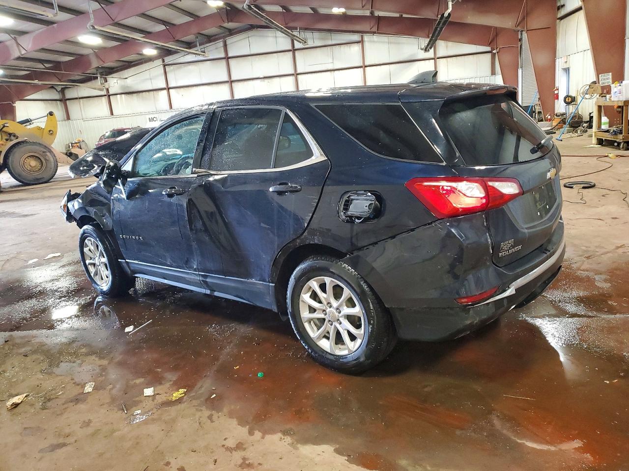2020 CHEVROLET EQUINOX LT photo 2