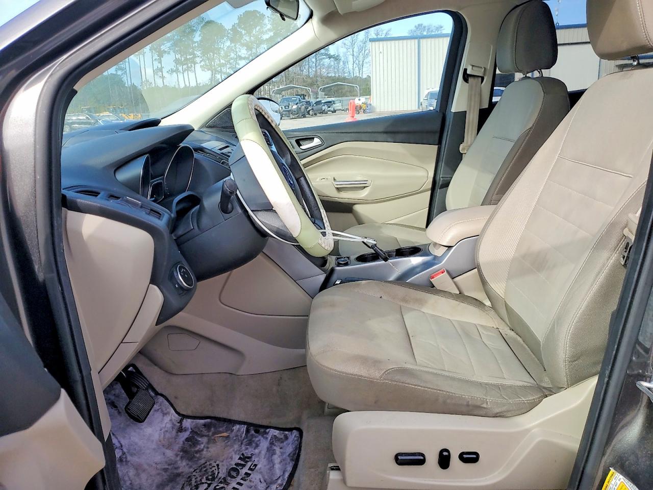 2015 FORD ESCAPE SE photo 7