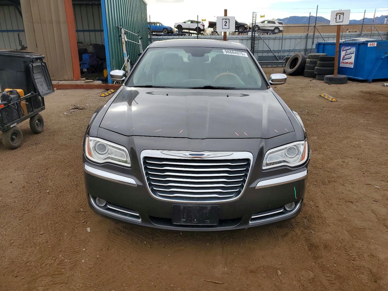 2013 CHRYSLER 300C photo 5