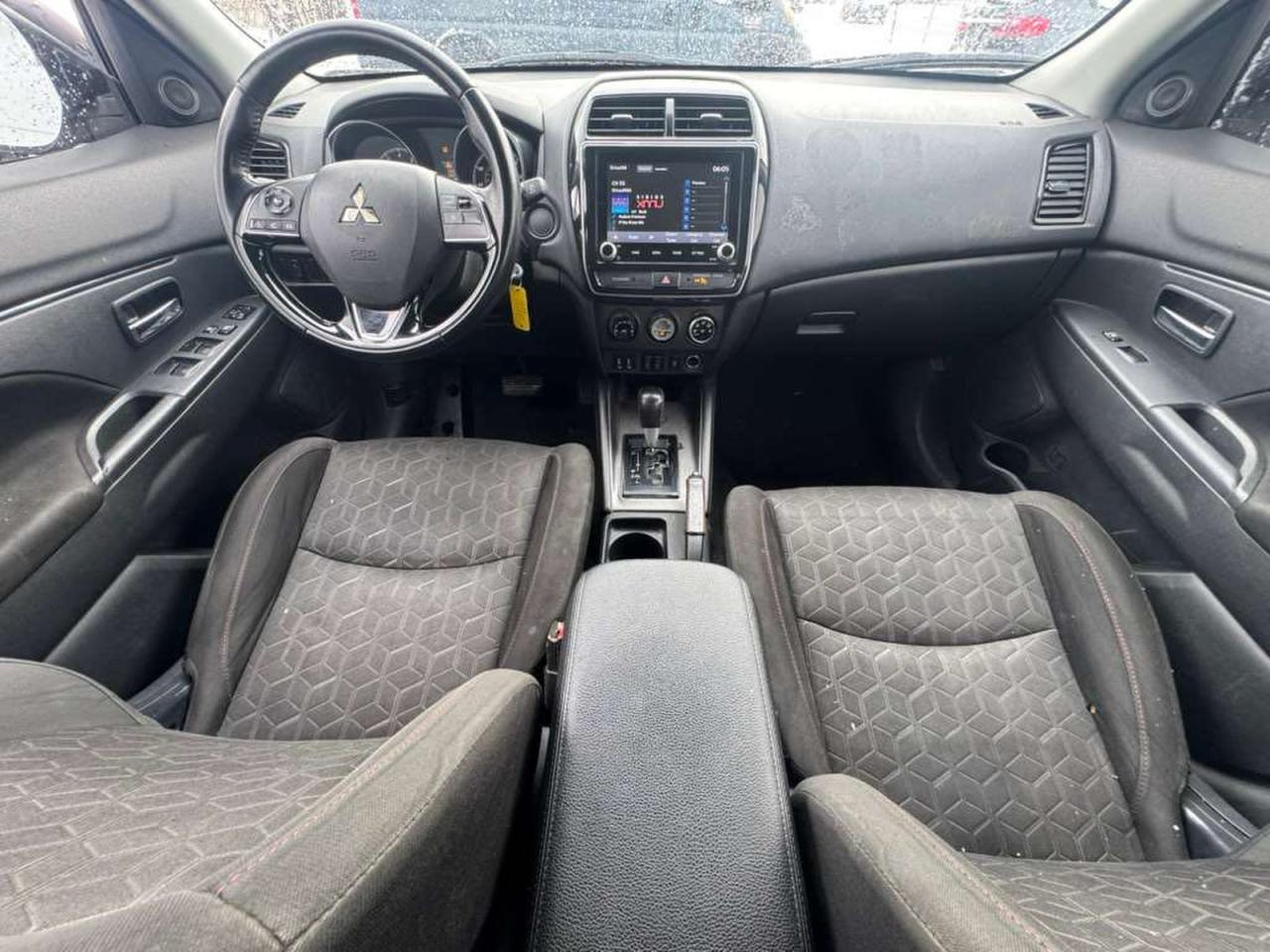 2022 MITSUBISHI OUTLANDER SPORT ES photo 9