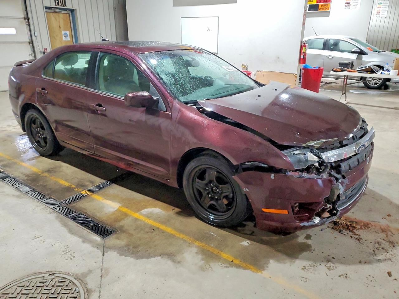 2011 FORD FUSION SE photo 4