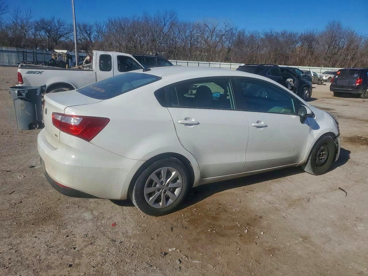2016 KIA RIO LX photo 5