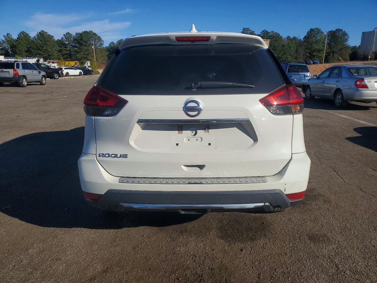 2020 NISSAN ROGUE S photo 16