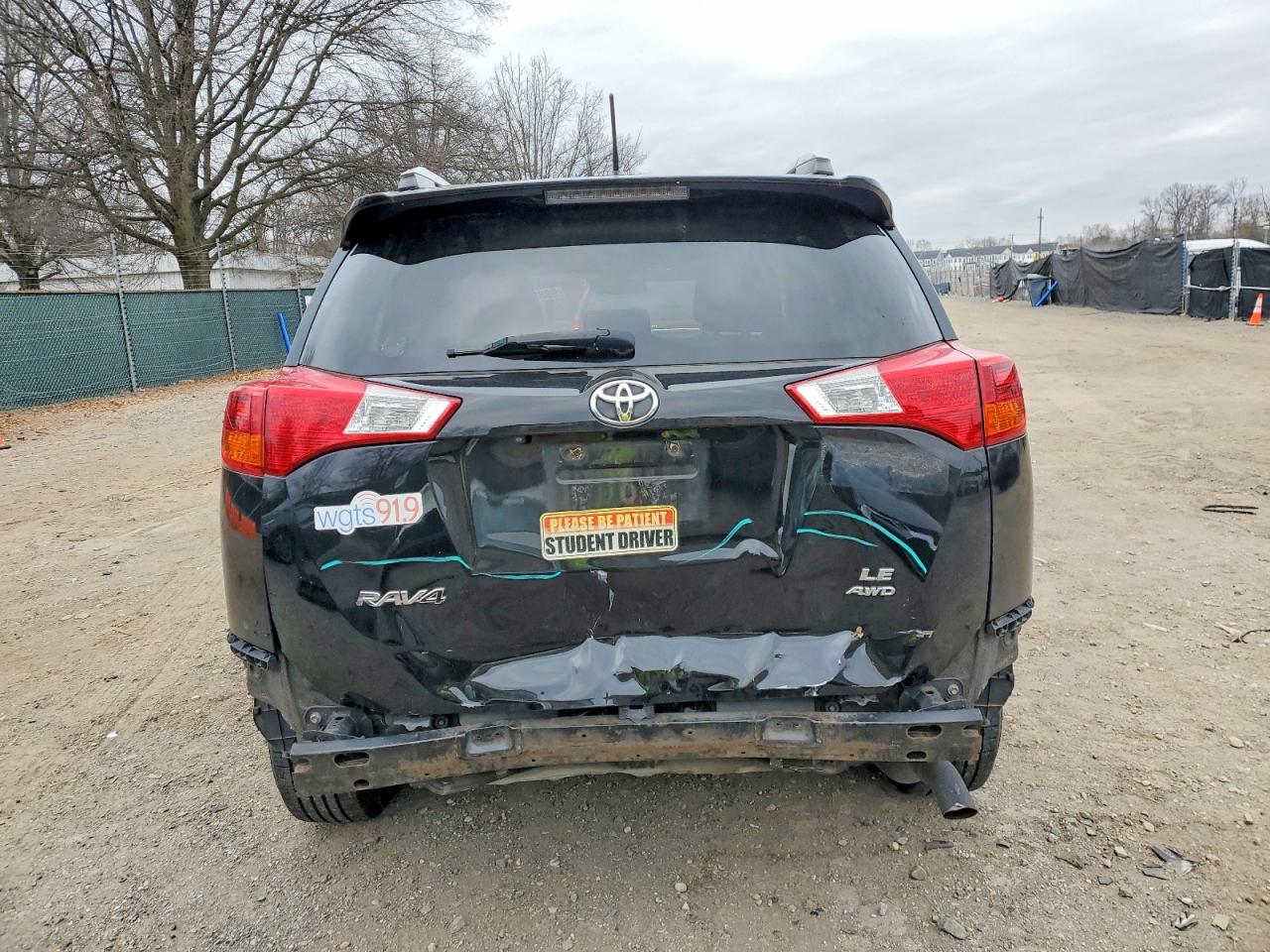 2015 TOYOTA RAV4 LE photo 6