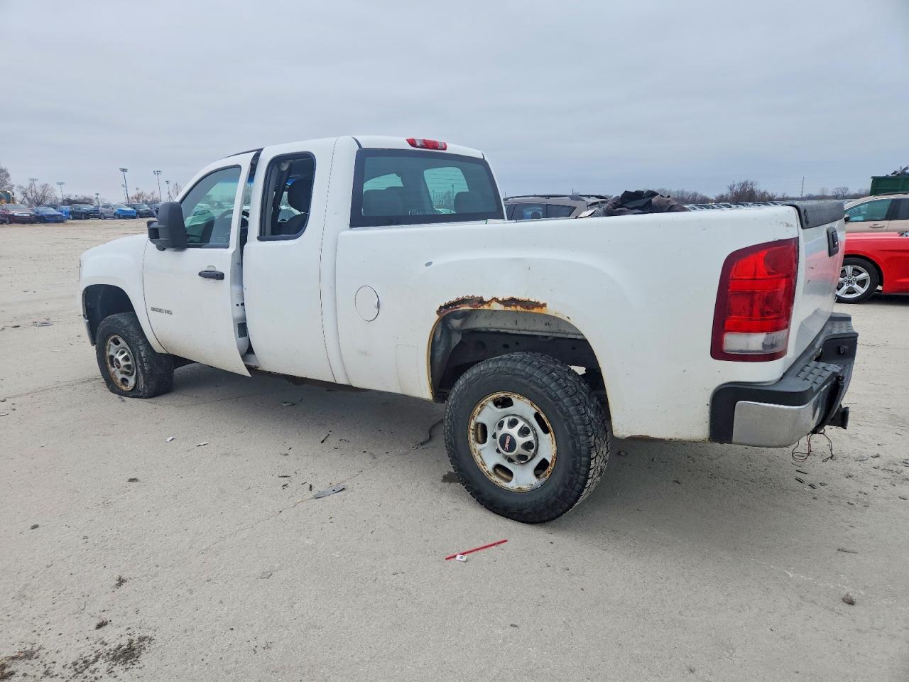 2011 GMC SIERRA K2500 HEAVY DUTY photo 2