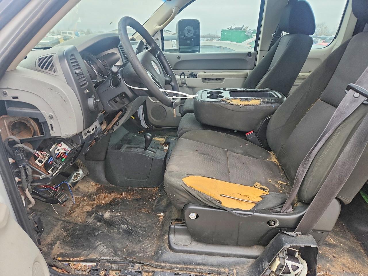 2011 GMC SIERRA K2500 HEAVY DUTY photo 7