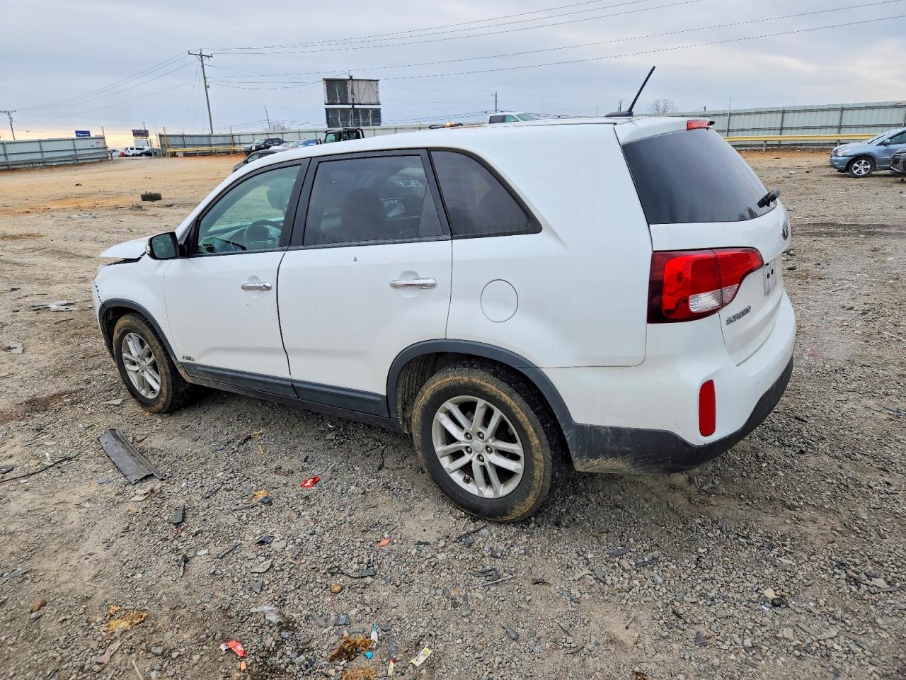 2014 KIA SORENTO LX photo 2