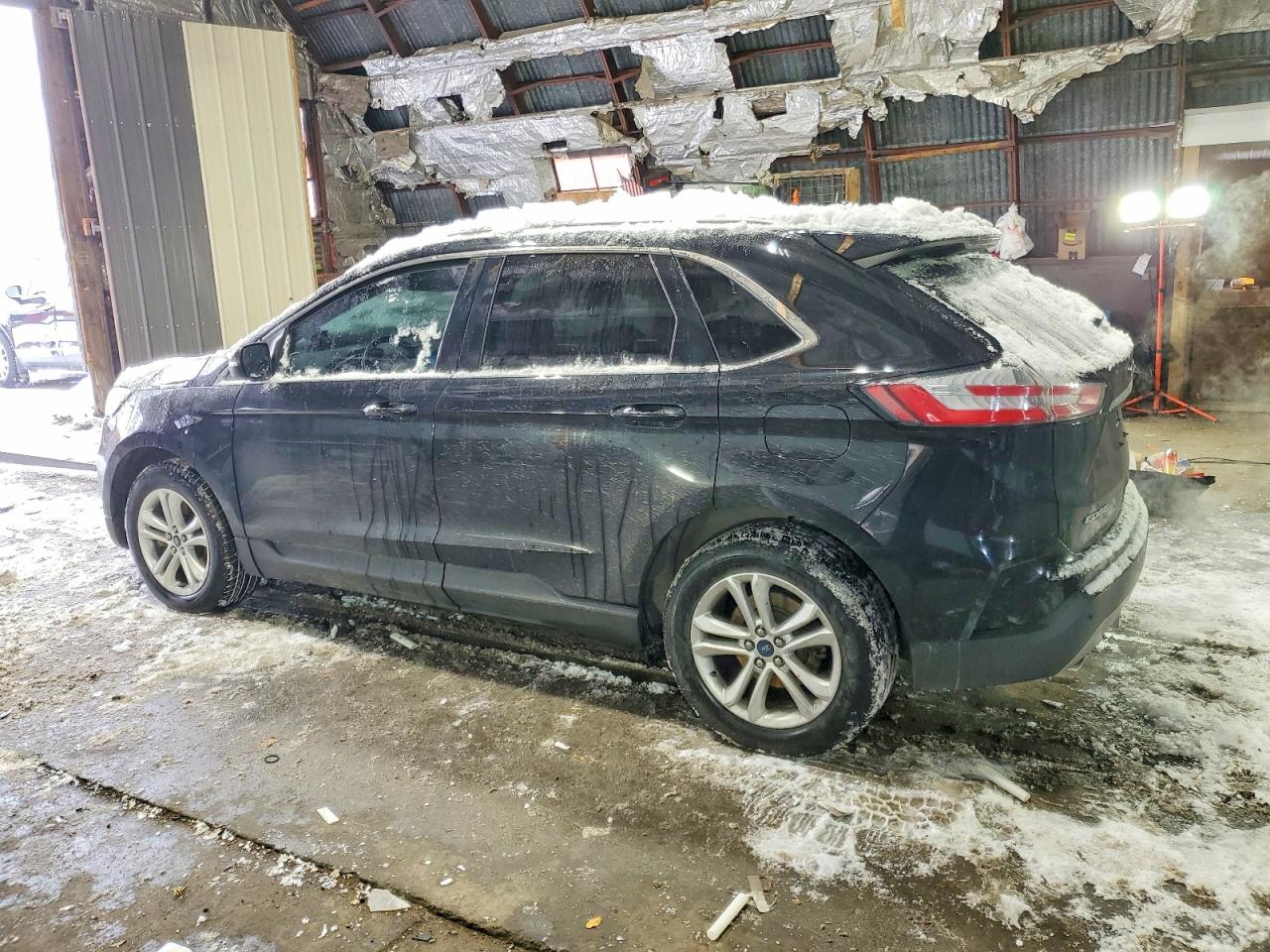 2019 FORD EDGE SEL photo 2