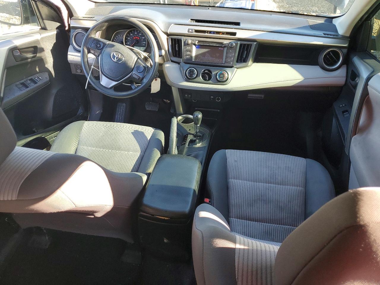 2013 TOYOTA RAV4 LE photo 8